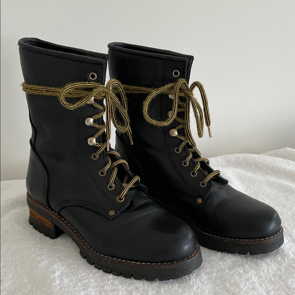 Stylish Black Leather Boots
